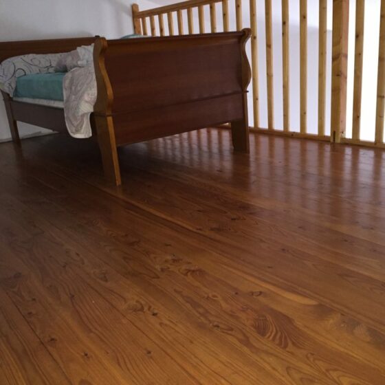 Parquet Mélèze à clouer en mezzanine