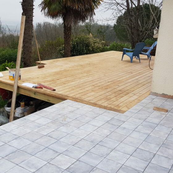 Terrasse en Châtaignier