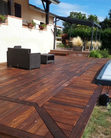 Terrasse lisse en Ipé avec saturateur NOVO PRO